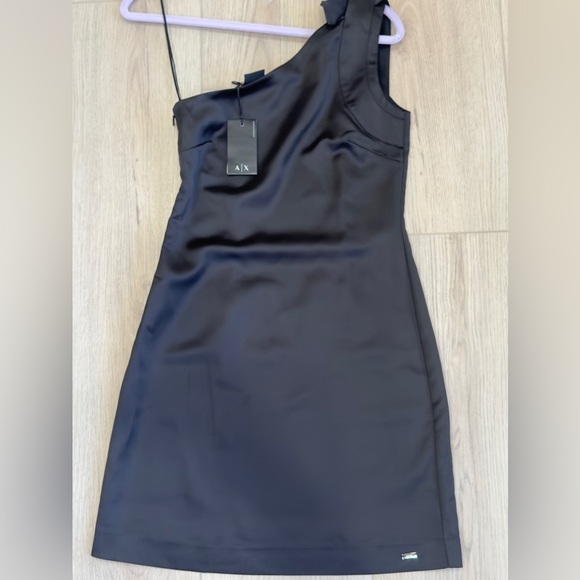 Armani Exchange. Elegant Black One-Shoulder Dress - Picture 2 of 8